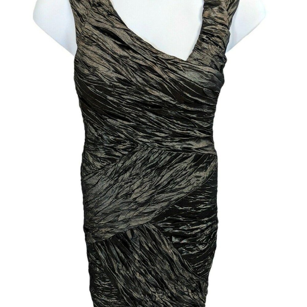 Daisy Silver Crinkled Sleeveless Sheath Dress L